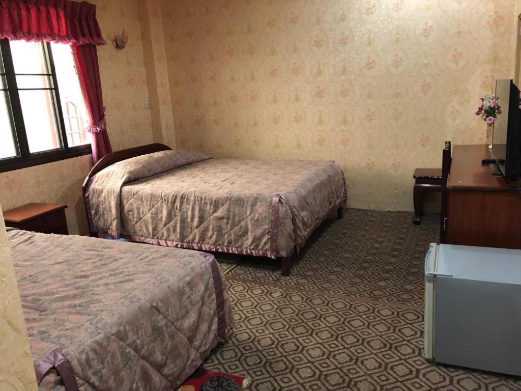 Thaveesinh Hotel Ban Houayxay Eksteriør billede